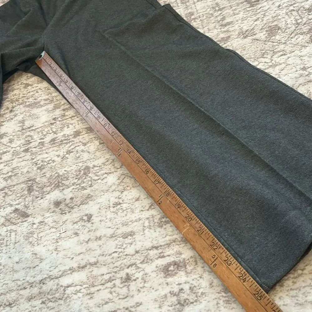 Ann Taylor wide leg cropped pants Women's Gray size 6_7